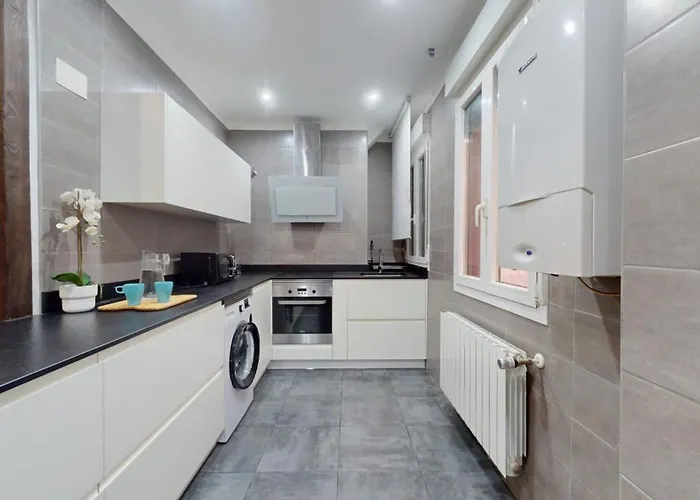 Historic Center Albizuri Residence, Bright, Spacious 3br Ideal For Groups