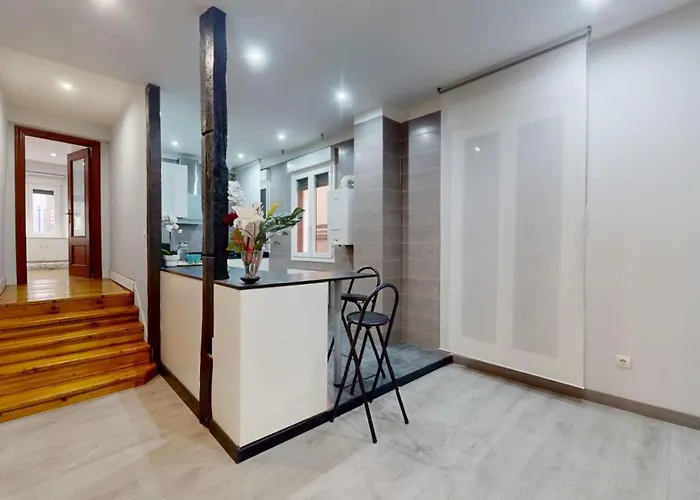 Historic Center Albizuri Residence, Bright, Spacious 3br Ideal For Groups * Μπιλμπάο