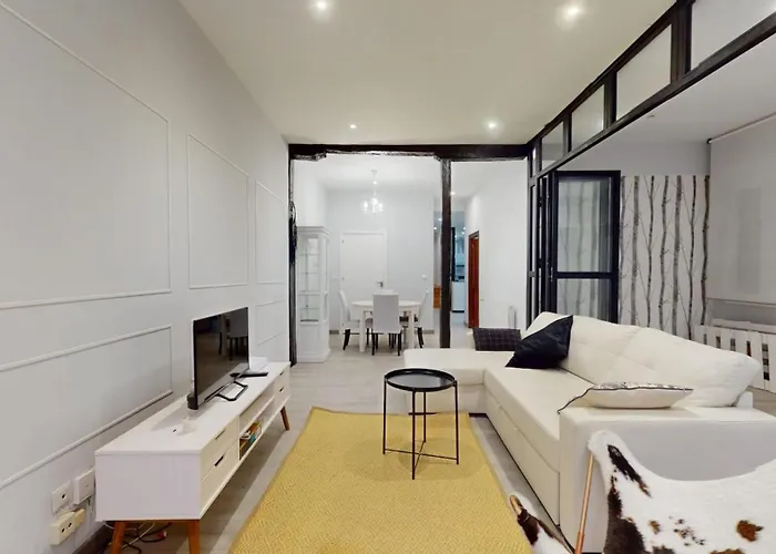 Historic Center Albizuri Residence, Bright, Spacious 3br Ideal For Groups *