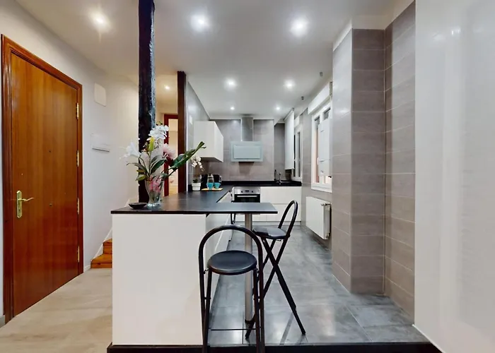 アパート Historic Center Albizuri Residence, Bright, Spacious 3br Ideal For Groups ビルバオ