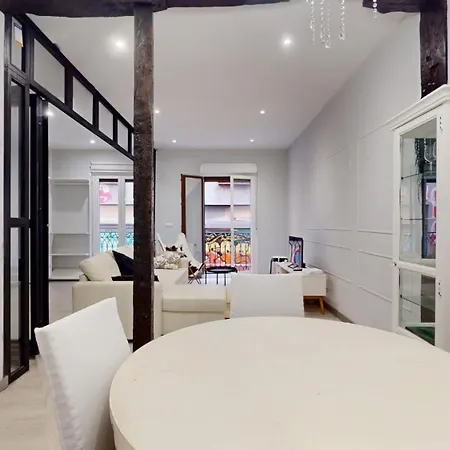 Historic Center Albizuri Residence, Bright, Spacious 3br Ideal For Groups Bilbao