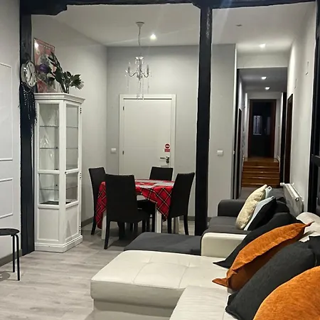 Historic Center Albizuri Residence, Bright, Spacious 3br Ideal For Groups Lägenhet Bilbao
